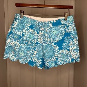 Lilly Pulitzer Lion in the Sun Buttercup Shorts